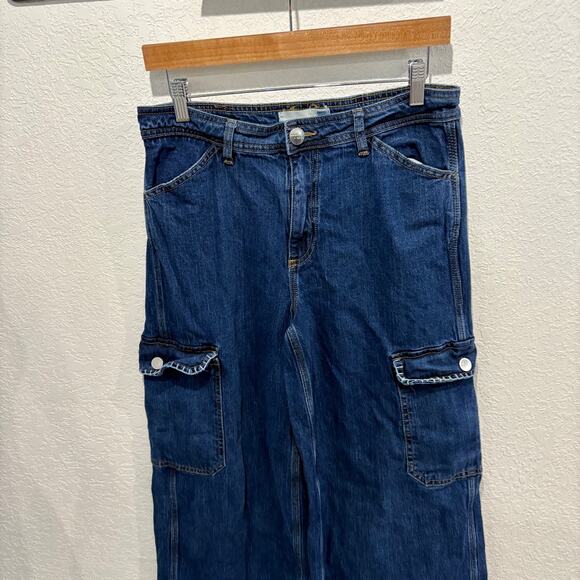 Anthropologie Seventy+Mochi Frankie High-Rise Wide-Leg Cargo Jeans 29 Embroidery - Picture 4 of 9